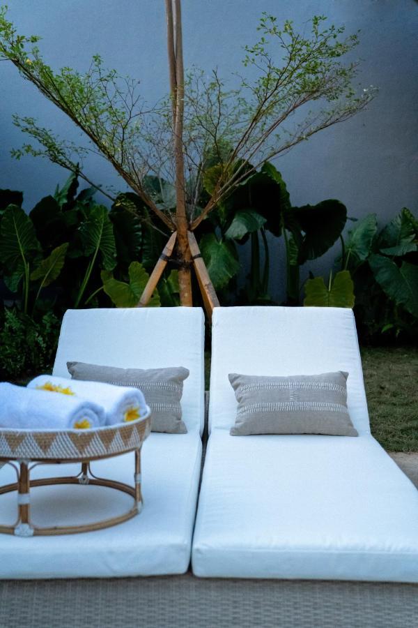 Casa Benita By Bracha Villas Management Seminyak  Exterior photo