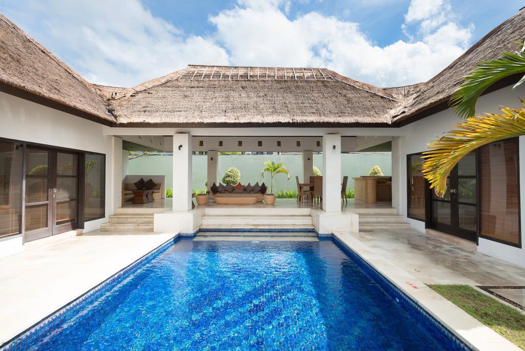 Casa Benita By Bracha Villas Management Seminyak  Exterior photo